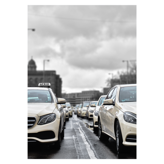 Berlin plakat med lange rækker af gule taxier