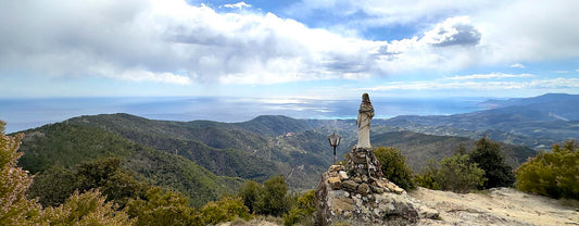 View over ligurien fra Monte Caggio