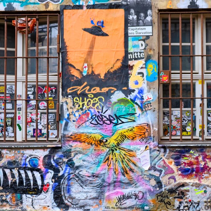 Grafitti på Haus Schwartzenberg i Berlin
