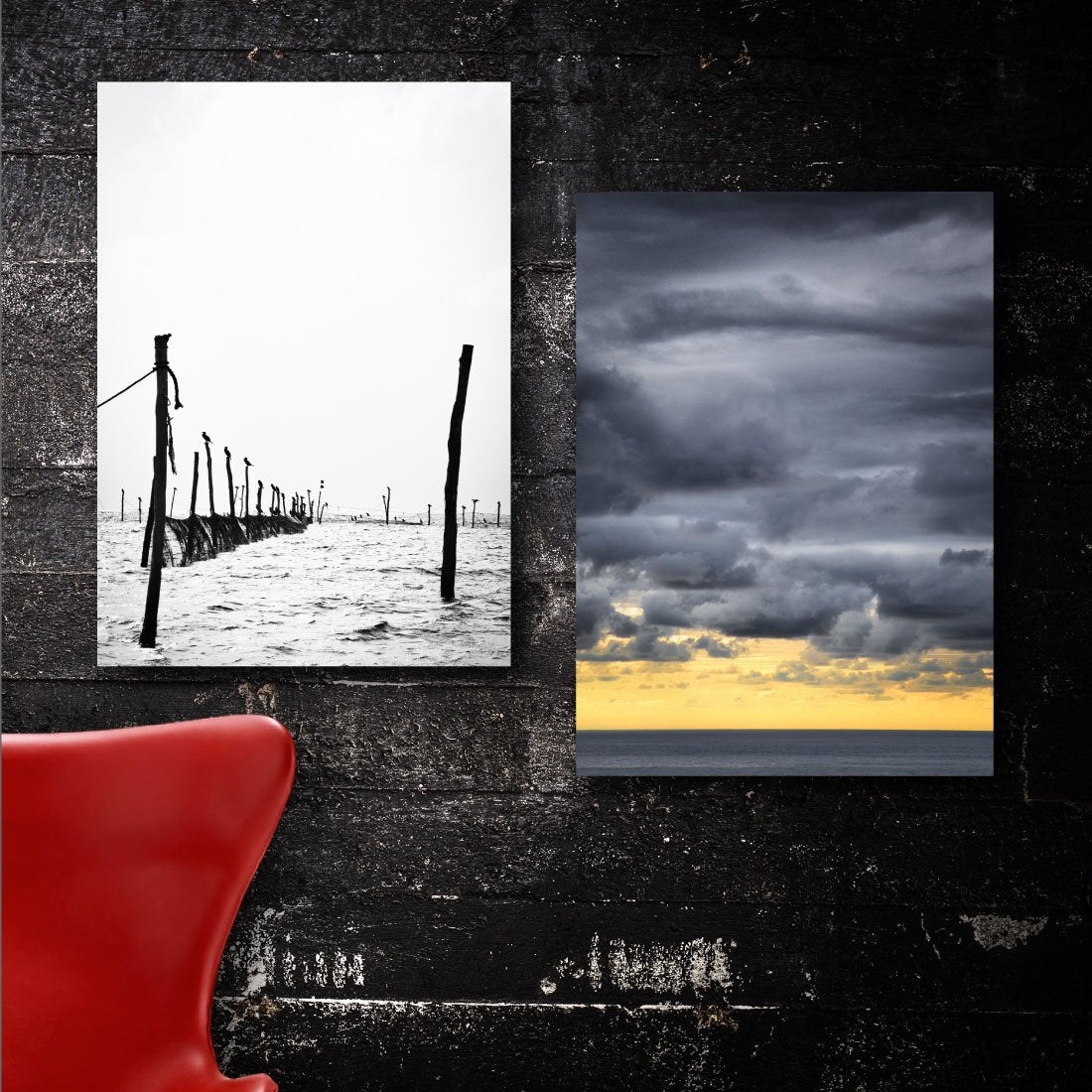 2 danske naturplakater med bundgarnspæle og lave skyer