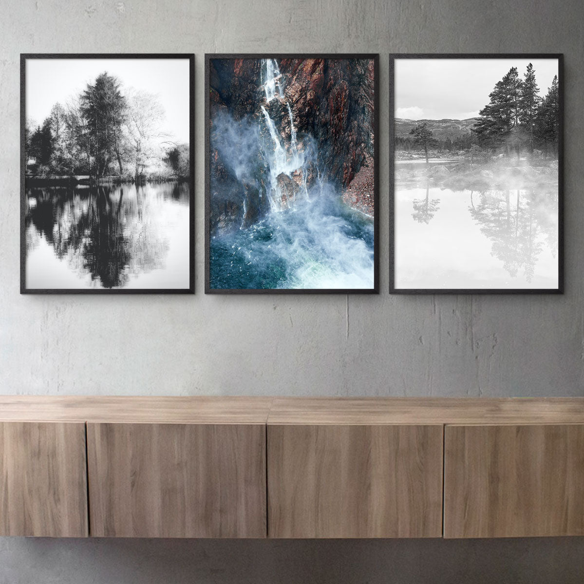 tre natur plakater med vandmotiver i sort-hvid og farver