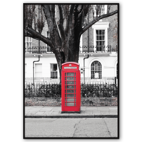 byplakat med en ikonisk rød London telefonboks på sort-hvid baggrund
