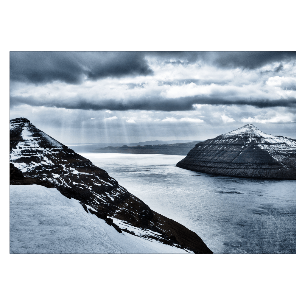 plakat fra færøerne med udsigten fra klakkur